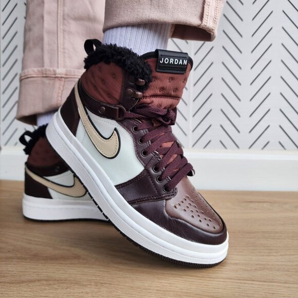 ⭐Rare Nike Air Jordan 1 Acclimate Womens Shoes Sz 7.5 Brown Sneakers DC7723-200⭐ - Picture 2 of 9